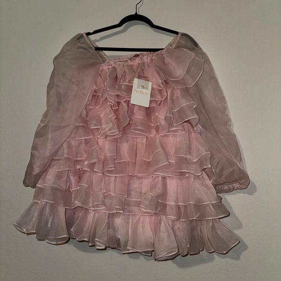 Selkie Dresses & Skirts - Selkie Rare HTF the loofah candy floss dress ruffle Barbie pink
